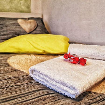 Ca' Arianna Apartment เมสเตร ภายนอก รูปภาพ