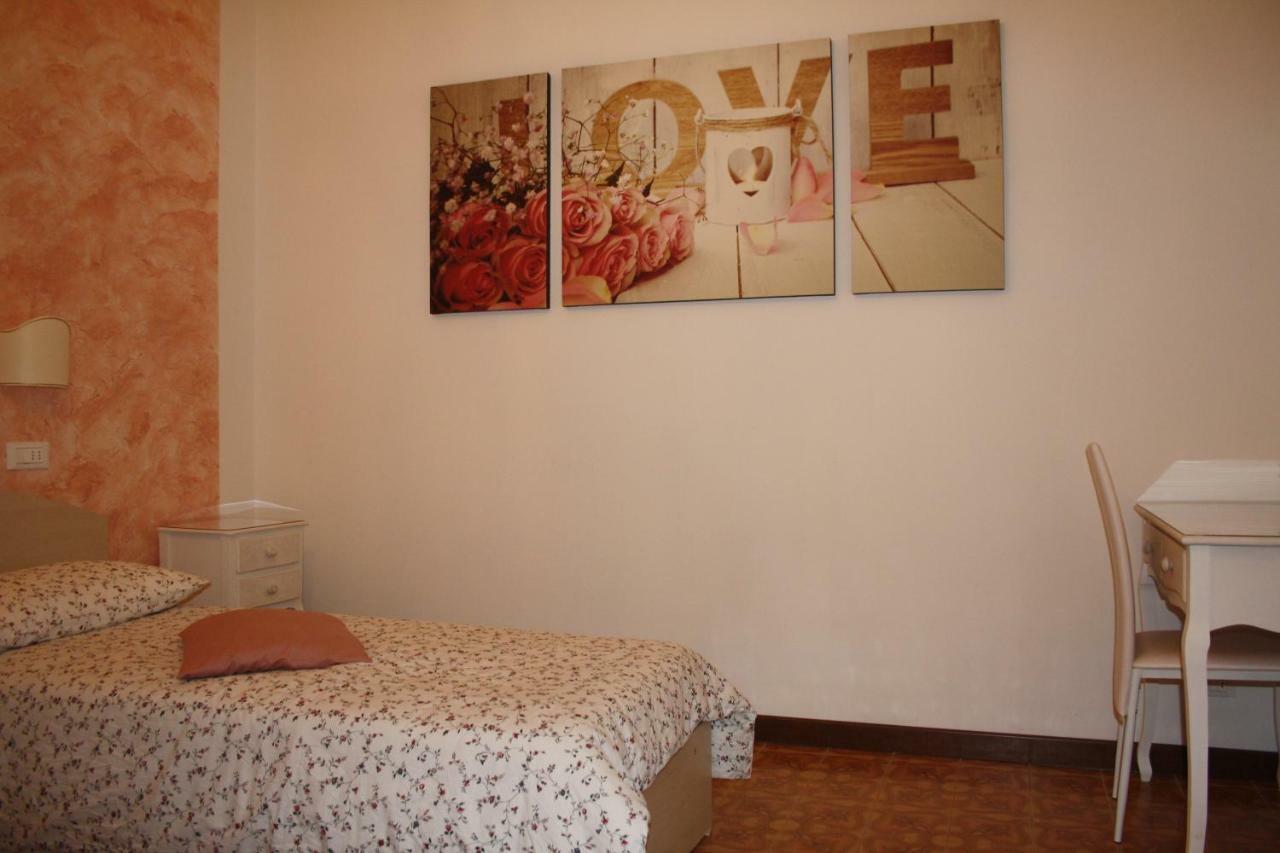 Ca' Arianna Apartment เมสเตร ภายนอก รูปภาพ